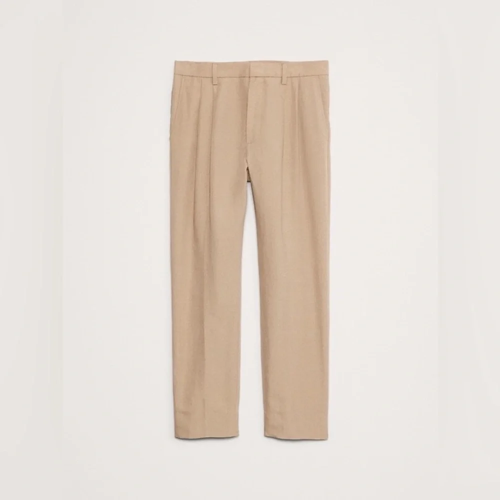 NWT! Banana Republic Men’s Kahki Beige TENCEL™-LINEN PLEATED CROPPED PANT 🩷